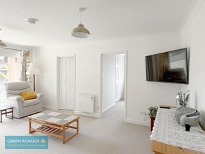 Sitting room- click for photo gallery